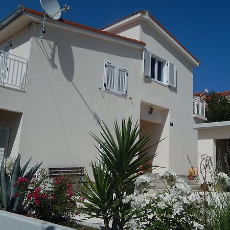 Apartment Arleta Trogir Eksteriør bilde