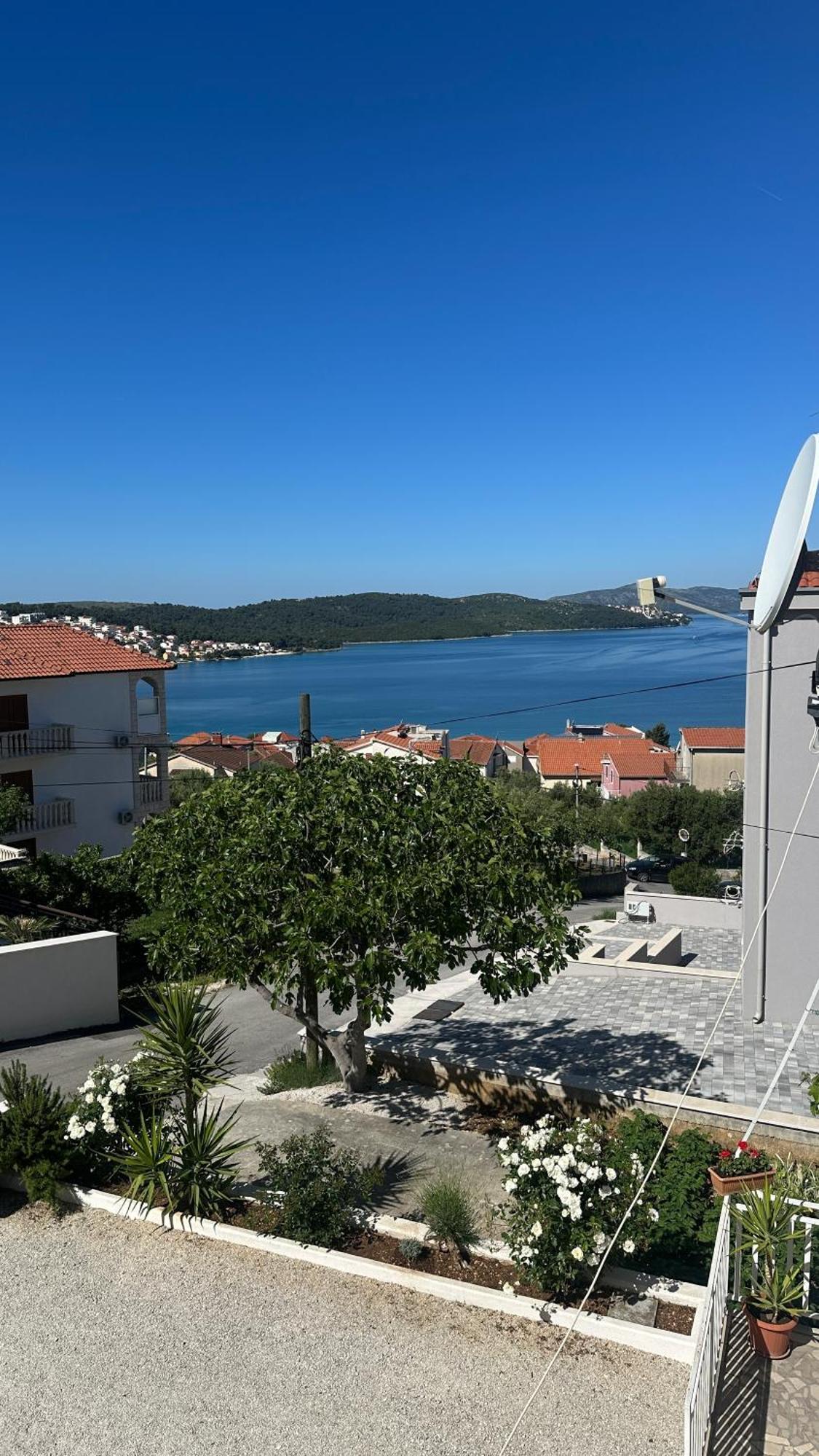 Apartment Arleta Trogir Eksteriør bilde